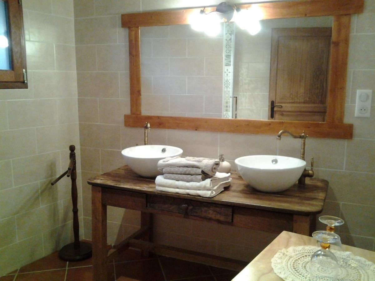 Bed and Breakfast Le Martinou Le Cayrol Exterior foto