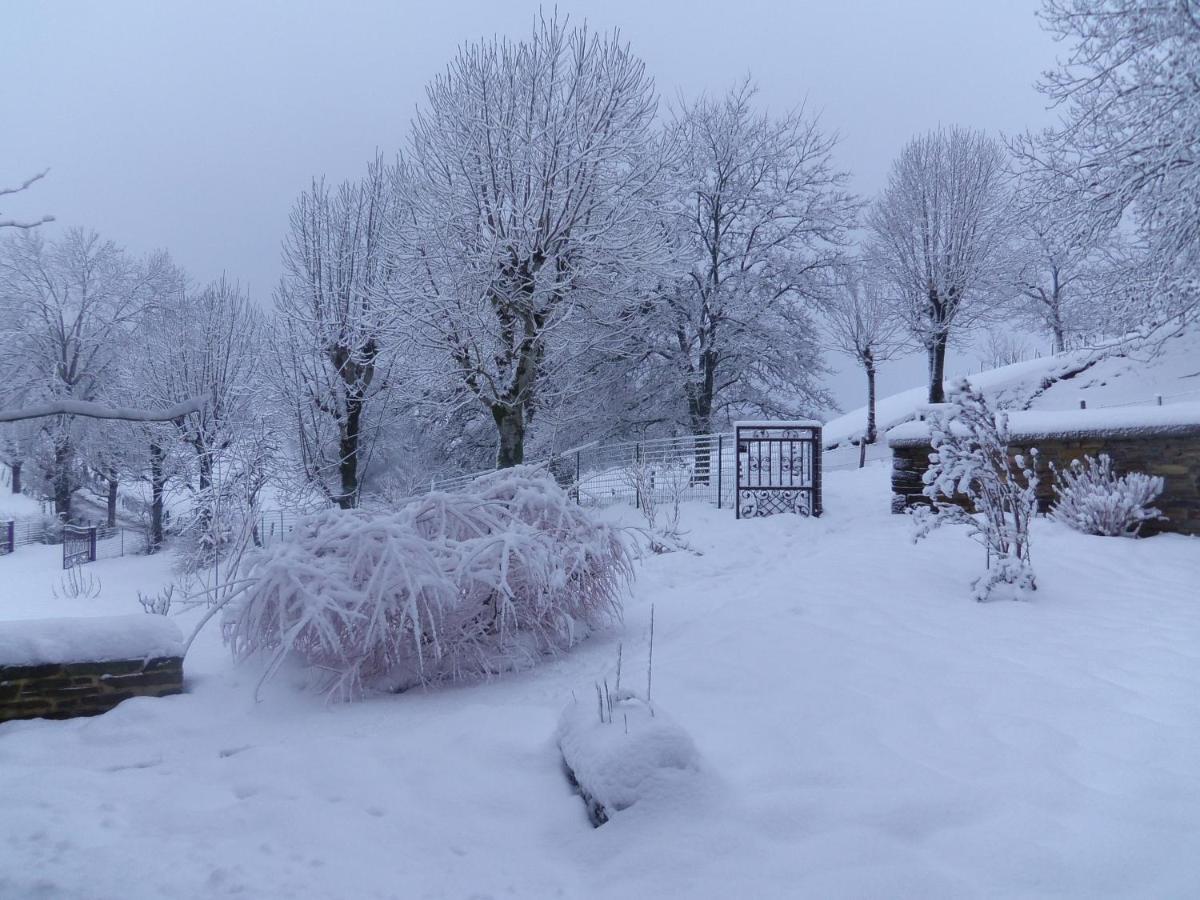 Bed and Breakfast Le Martinou Le Cayrol Exterior foto